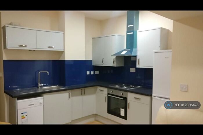 1 Bedroom Flat To Rent In Grove Road, Romford, RM6