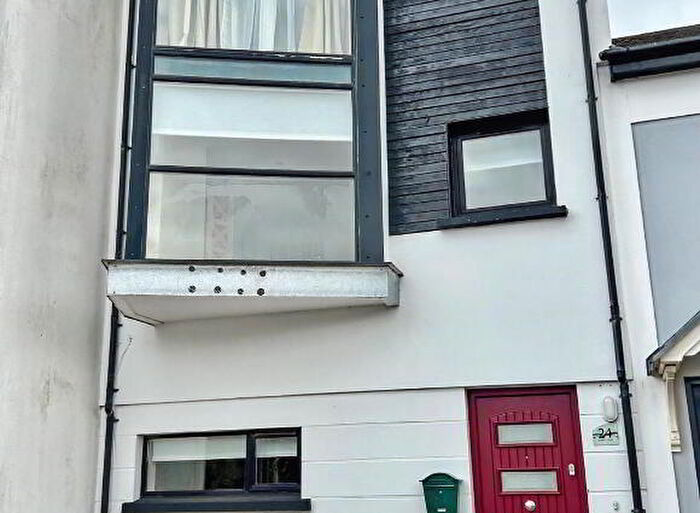 3 Bedroom Mid TownHouse For Sale In Culmore Square, Derry/Londonderry, BT48