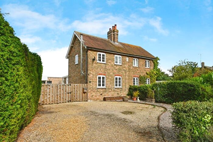 3 Bedroom Cottage For Sale In Anchor Road, Terrington St Clement, PE34