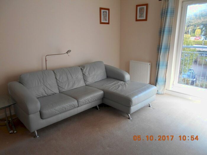 2 Bedroom Flat To Rent In Shaw Crescent, First Floor Right, Aberdeen, AB25