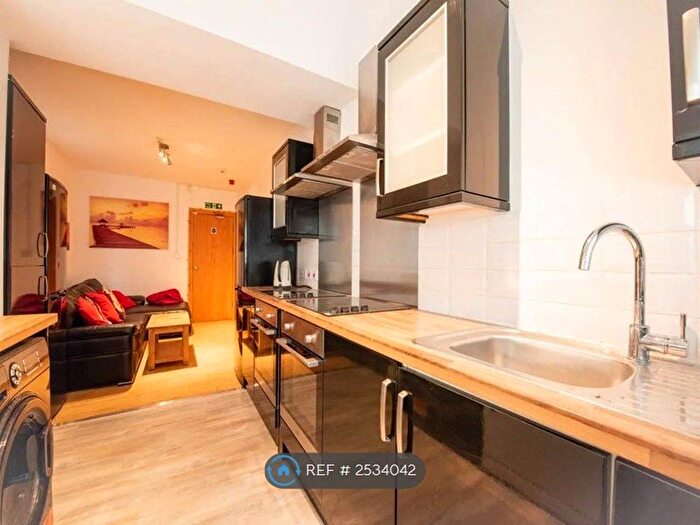 6 Bedroom Terraced House To Rent In St. Helens Road, Swansea, SA1