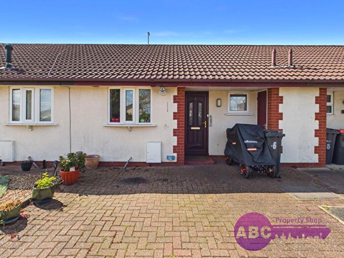 1 Bedroom Bungalow For Sale In Hallfield Park, Great Sutton, Ellesmere Port, CH66