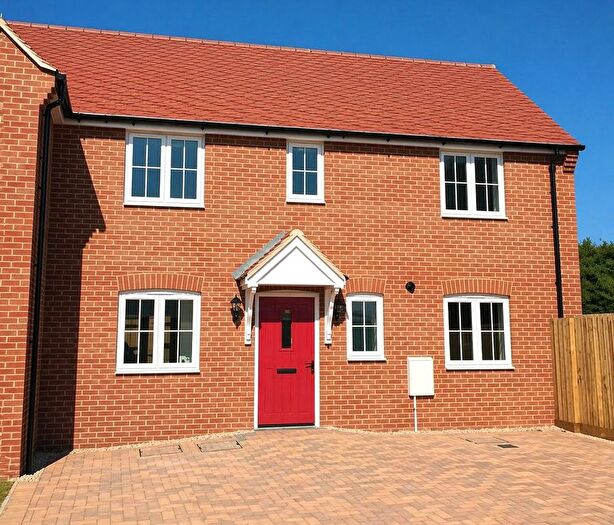 3 Bedroom Semi-Detached House For Sale In Grays Close, Motcombe, Shaftesbury, SP7