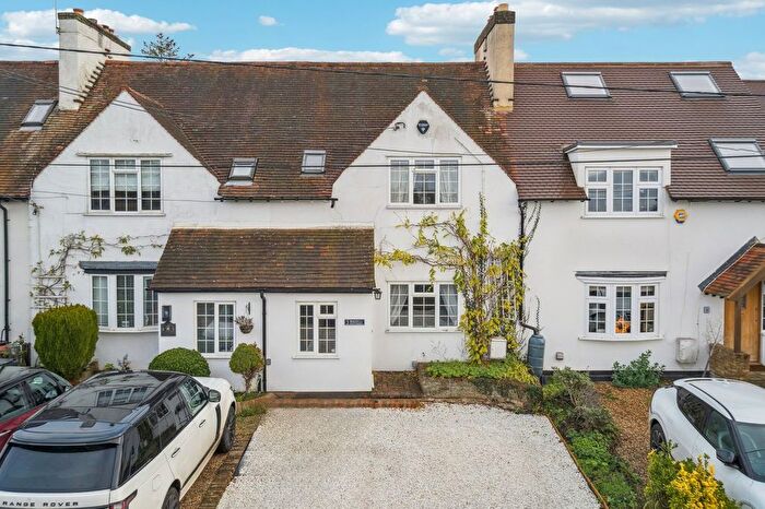 3 Bedroom Terraced House For Sale In Roberts Lane, Chalfont St Peter, Gerrards Cross, SL9