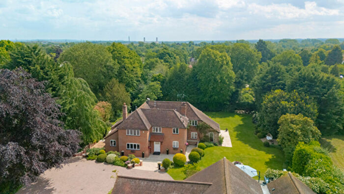 5 Bedroom Detached House For Sale In Culham Abingdon, Oxfordshire, OX14
