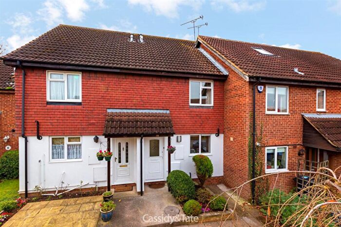 2 Bedroom Terraced House For Sale In Wilstone Drive, Jersey Farm, St Albans, AL4