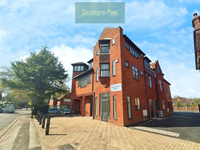 2 Bedroom Property To Rent In Hindhead, GU26