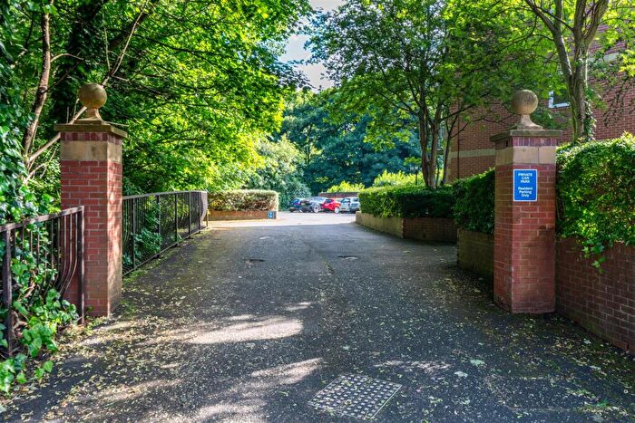 2 Bedroom Apartment To Rent In Deneside Court, Jesmond Vale, NE2