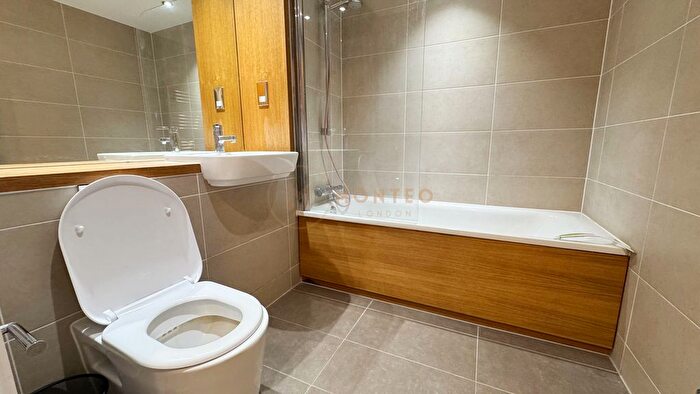 2 Bedroom Flat To Rent In Barking Road, London, E16