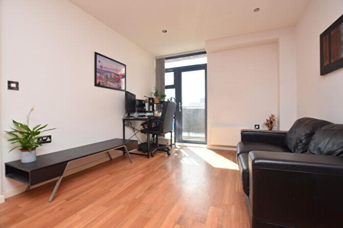 1 Bedroom Apartment To Rent In Fitzwilliam House, Milton Street, Sheffield, S1