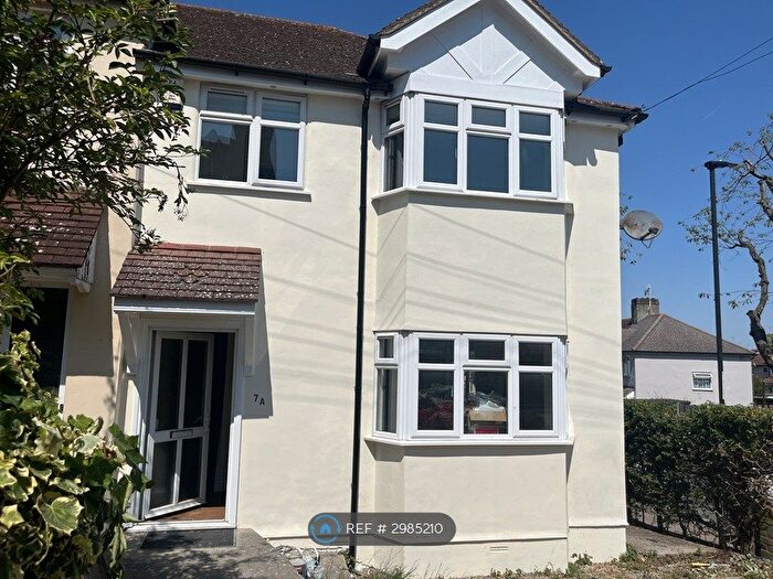 3 Bedroom End Of Terrace House To Rent In Oakmere Road, London, SE2