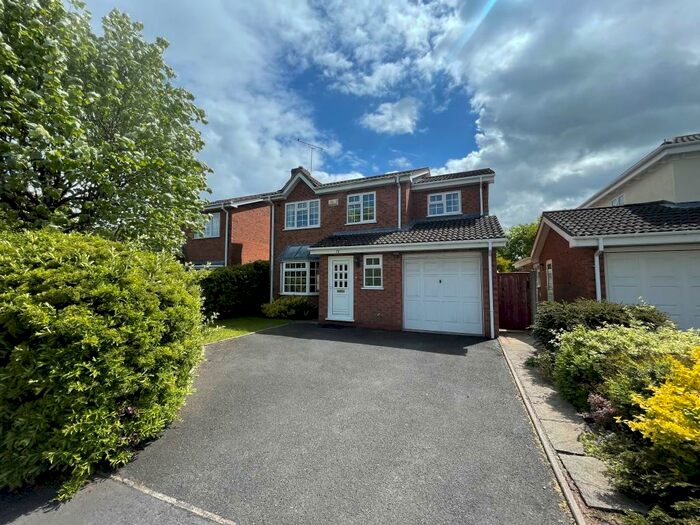 4 Bedroom Detached House To Rent In Stanbrook Road, Shirley, B90