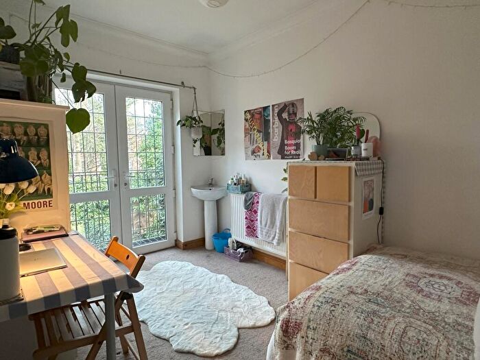 9 Bedroom House To Rent In Palatine Road, Manchester, M20