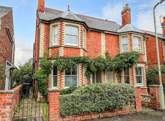 3 Bedroom Semi-Detached House To Rent In Thames Avenue, Pangbourne, RG8