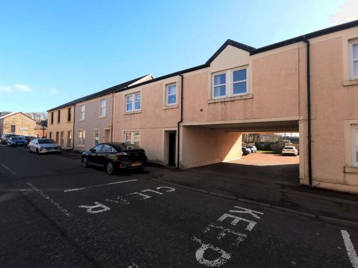 2 Bedroom Flat To Rent In Commercial Road, Strathaven, South Lanarkshire, ML10