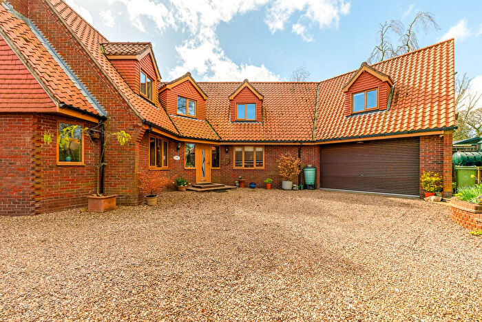 3 Bedroom Detached House For Sale In Kirmond-le-mire, Market Rasen, LN8