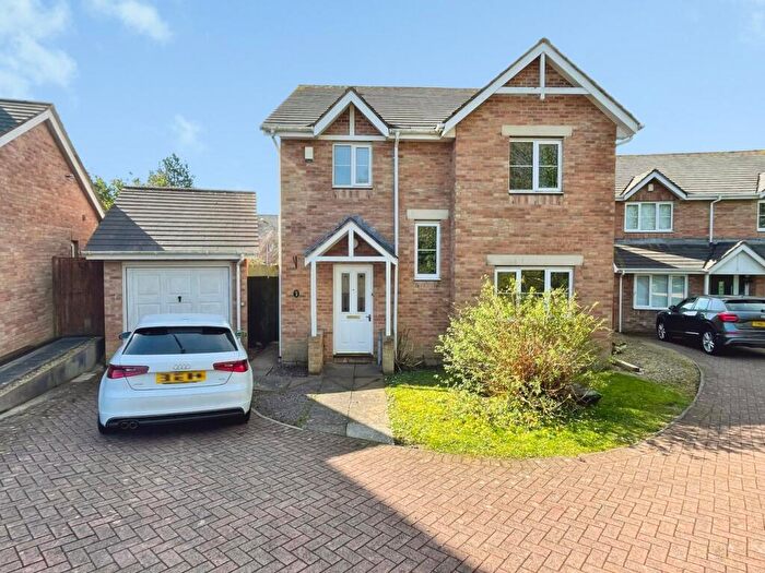 4 Bedroom Detached House For Sale In Maes Y Fedwen, Bridgend, CF31