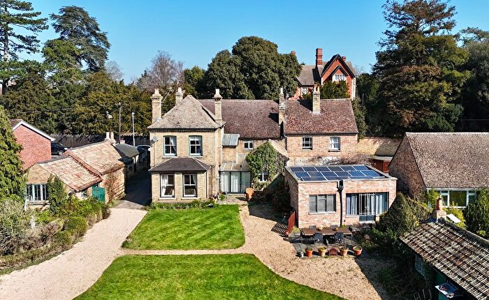 7 Bedroom Property For Sale In High Street, Brampton, Huntingdon, PE28