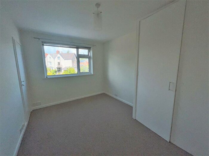 2 Bedroom Apartment For Sale In St Andrews House, Bradford Place, Penarth, CF64