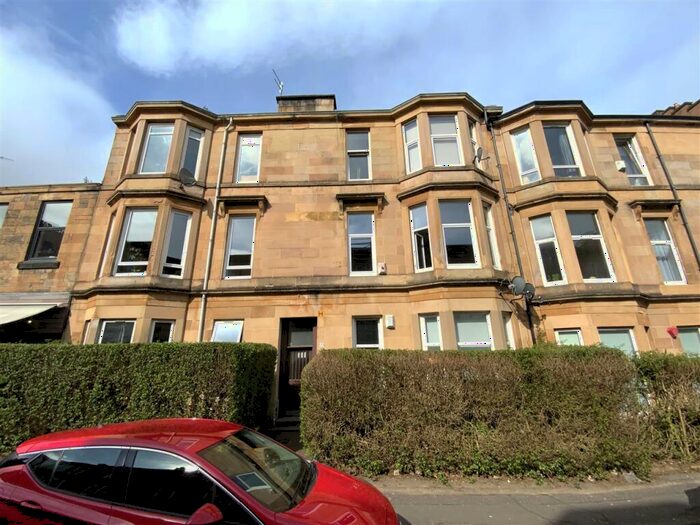 2 Bedroom Apartment To Rent In Skirving Street, Shawlands, Glasgow, G41