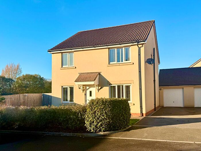 4 Bedroom Detached House For Sale In Cappards Road, Bishop Sutton, Bristol, BS39