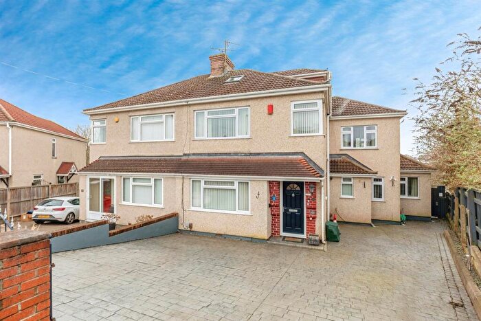 5 Bedroom Semi-Detached House For Sale In Whitecross Avenue, Bristol, BS14