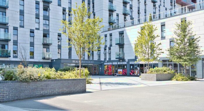 1 Bedroom Apartment To Rent In Beaumont Court, Southend On Sea, SS2