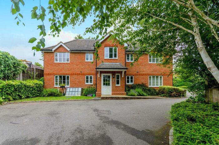 1 Bedroom Flat To Rent In Aragorn Court, Guildford, , Stoughton, Guildford, GU2