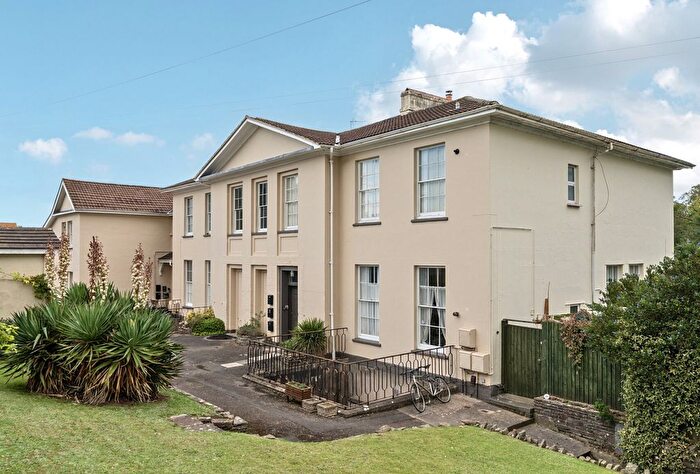 3 Bedroom Flat For Sale In Park Road, Stapleton, Bristol, Somerset, BS16