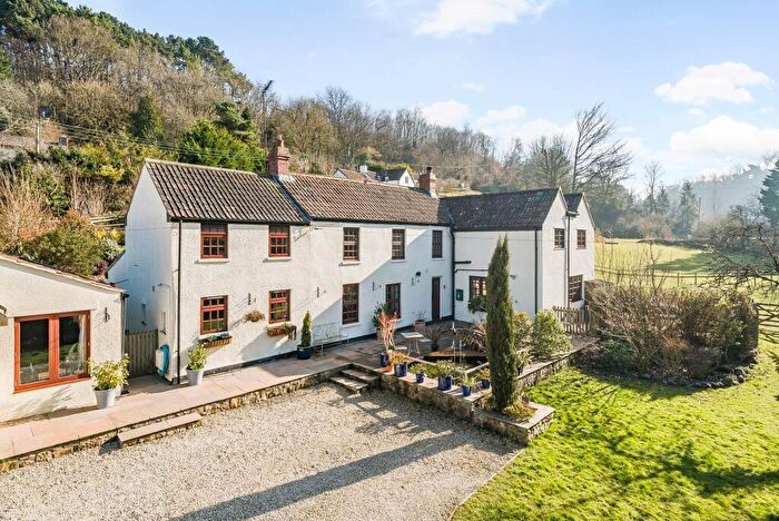 6 Bedroom Detached House For Sale In Dolberrow, Churchill, BS25