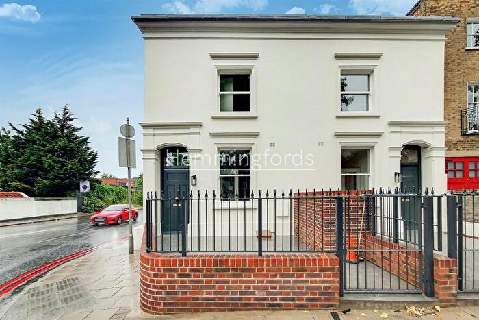 1 Bedroom End Terrace House To Rent In North Hill, Highgate, N6