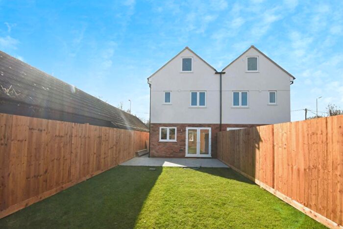 4 Bedroom Semi-Detached House For Sale In Stock Road, Galleywood, Chelmsford, CM2