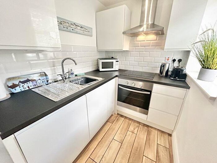 1 Bedroom Cottage For Sale In Erskine Terrace, Conwy, LL32