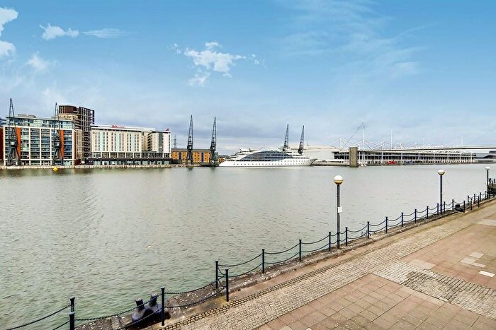 2 Bedroom Flat To Rent In Southey Mews, Royal Docks, London, E16