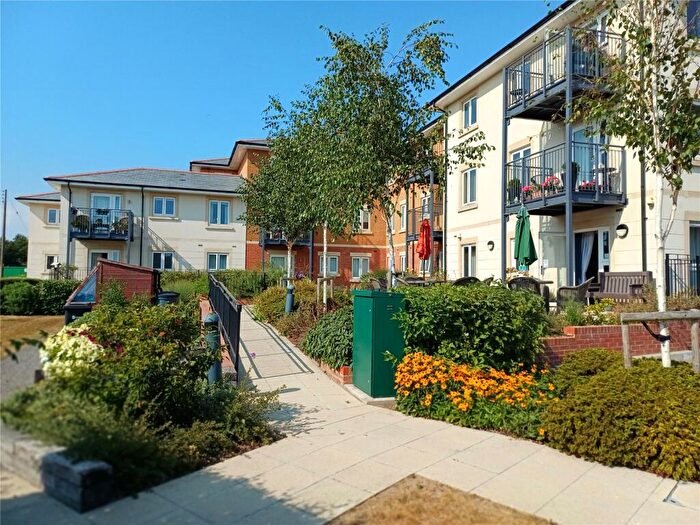 1 Bedroom Apartment For Sale In Gordon Court, Bridport, Dorset, DT6