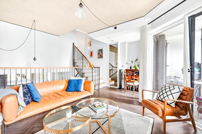 1 Bedroom Flat For Sale In Agar Place, Camden Town, NW1