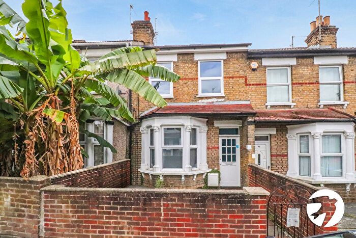 3 Bedroom Terraced House For Sale In Coleman Road, Belvedere, Kent, DA17