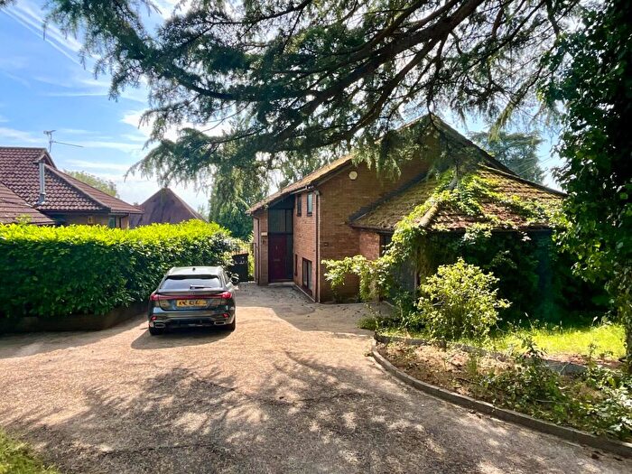 4 Bedroom Detached House For Sale In The Rosegarden, Newport, NP20