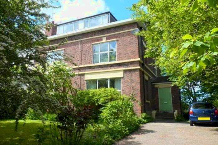 2 Bedroom Flat To Rent In New Ferry, Wirral, CH62