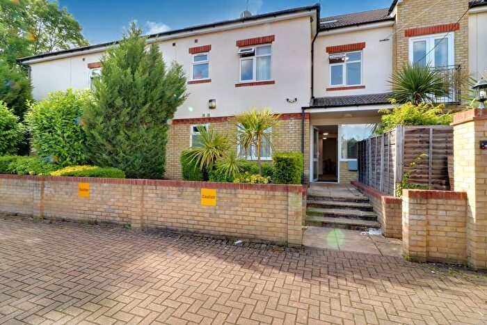 2 Bedroom Flat To Rent In Coachworks Lodge, B Whitefriars Drive, Harrow, HA3