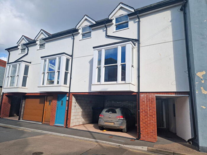 2 Bedroom Flat For Sale In Thomas Tucker Building, Exmouth, EX8
