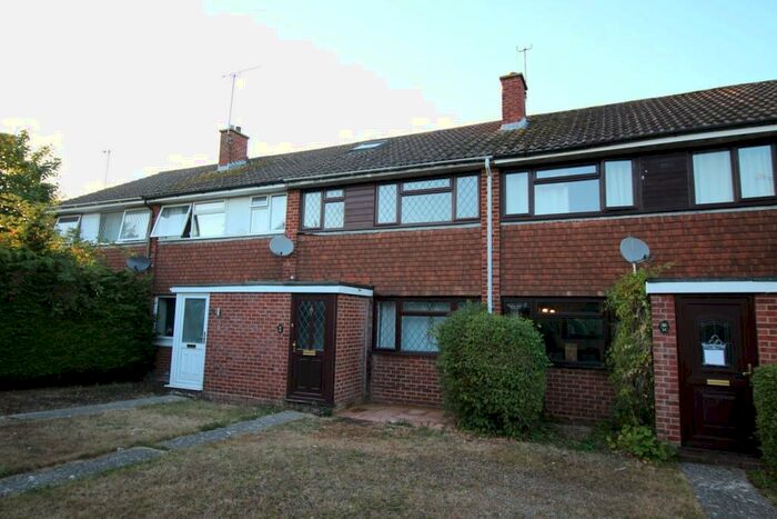 3 Bedroom Terraced House To Rent In Wiltshire Walk, Tilehurst, Reading, RG31
