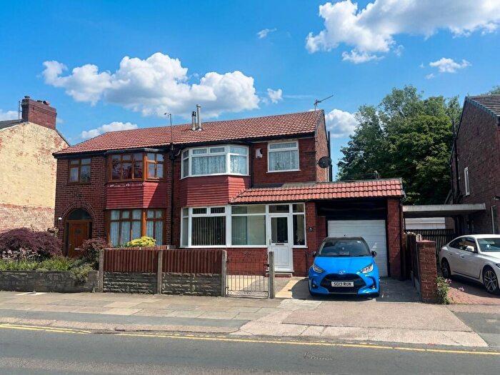 3 Bedroom Semi Detached House For Sale In Canal Bank, Eccles, M30