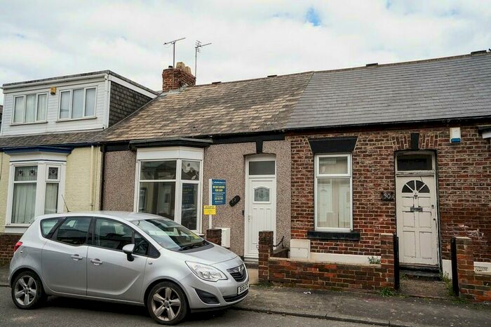 2 Bedroom Terraced Bungalow To Rent In Hylton Street, Sunderland, Tyne & Wear, SR4