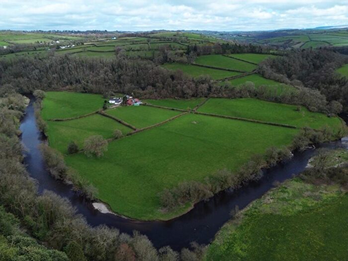 8 Bedroom Smallholding For Sale In Bangor Teifi, Llandysul, SA44