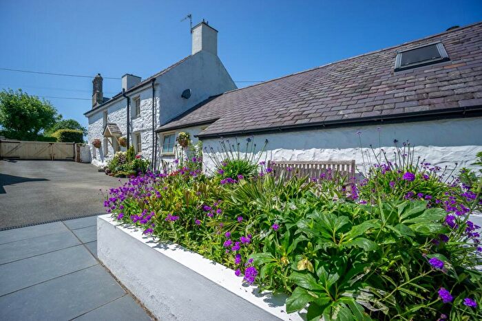 3 Bedroom Detached House For Sale In Llangian, Pwllheli, LL53