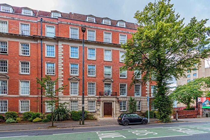 2 Bedroom Flat To Rent In Raglan House, Westgate Street, Cardiff, CF10