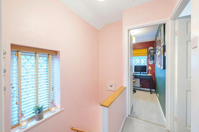 3 Bedroom End Of Terrace House For Sale In Parkville Place, Leeds, West Yorkshire, LS13