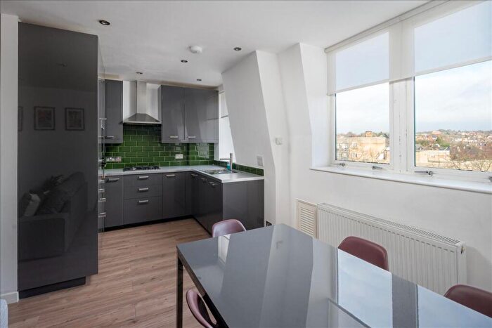 2 Bedroom Flat To Rent In Jubilee Heights, London, NW2