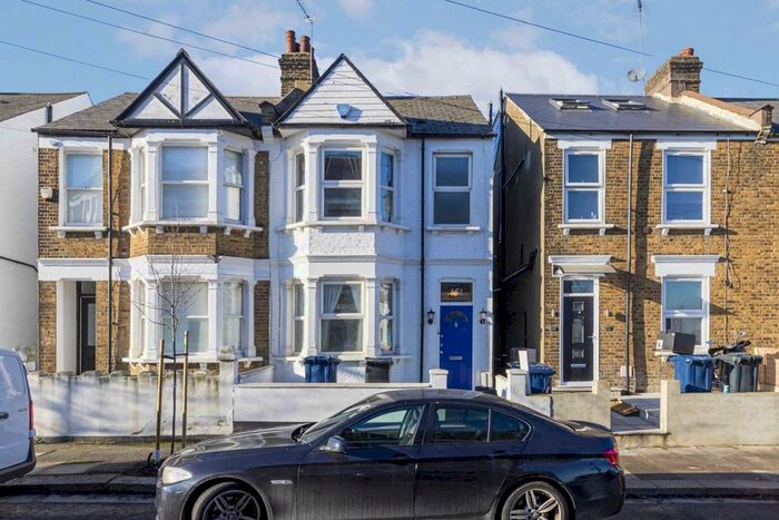 3 Bedroom Property To Rent In Wells House Road, London NW10